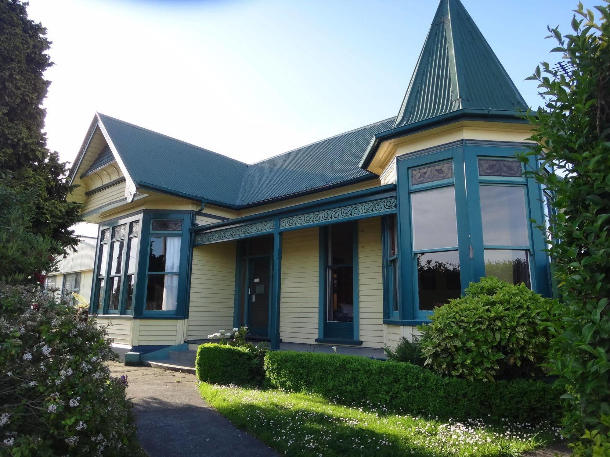 The Old Countryhouse Christchurch Exterior foto